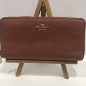 Coach Tan cognac Leather Zip Wallet